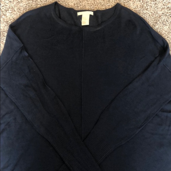 NWOT H&M long sleeve top - Picture 2 of 4